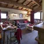 Residences Village Montana By Les Etincelles 公寓式酒店 4*