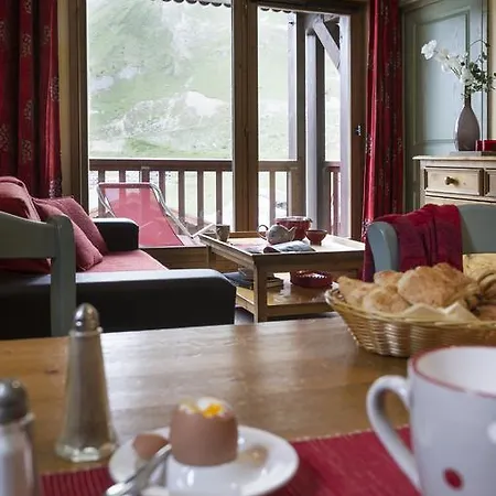 Residences Village Montana By Les Etincelles