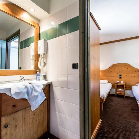 Residences Village Montana By Les Etincelles Апарт-отель Тинь