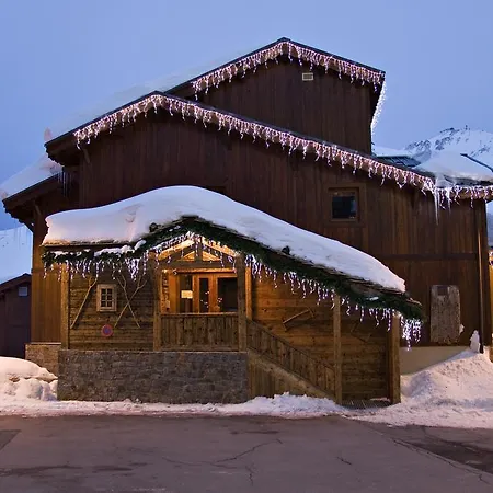Residences Village Montana By Les Etincelles Lägenhetshotell 4*