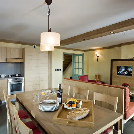 Residences Village Montana By Les Etincelles Апарт-отель 4*