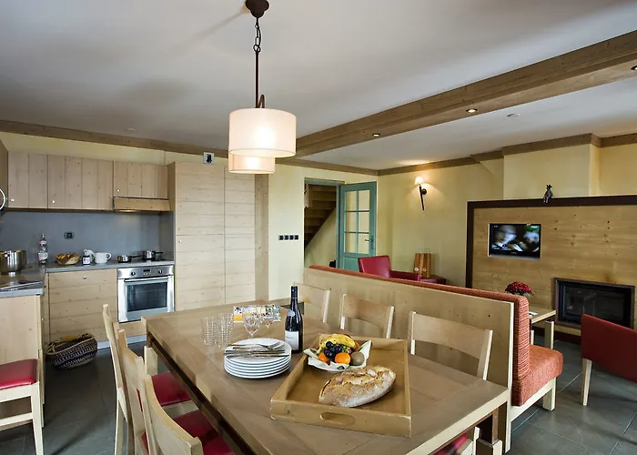 Résidences Village Montana By Les Etincelles Apartahotel 4*